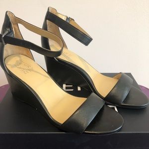 Naturalized Leonora black leather wedges
